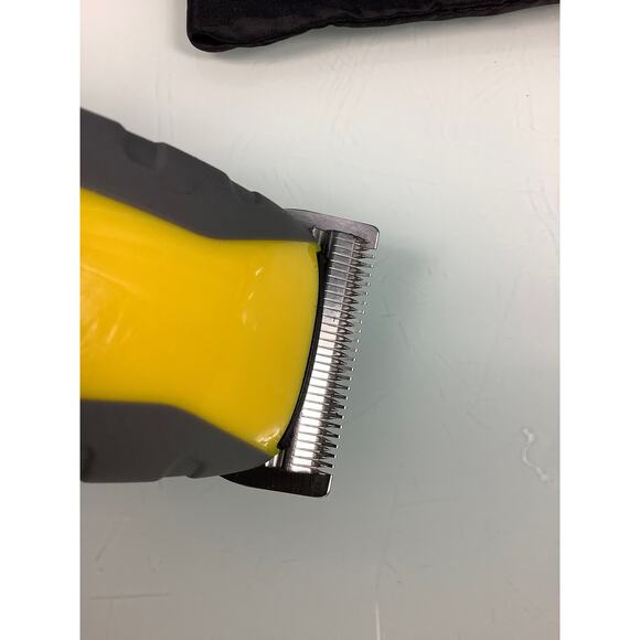 Remington HC-5855 Virtually Indestructible Clippers Electric Shaver Trimmer EUC - Picture 4 of 11